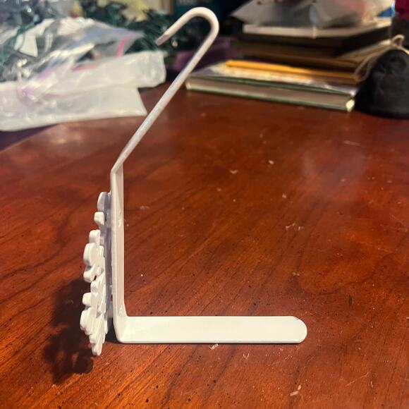 Snowflake stoking holder Christmas Ornament with sparkles - Picture 4 of 5